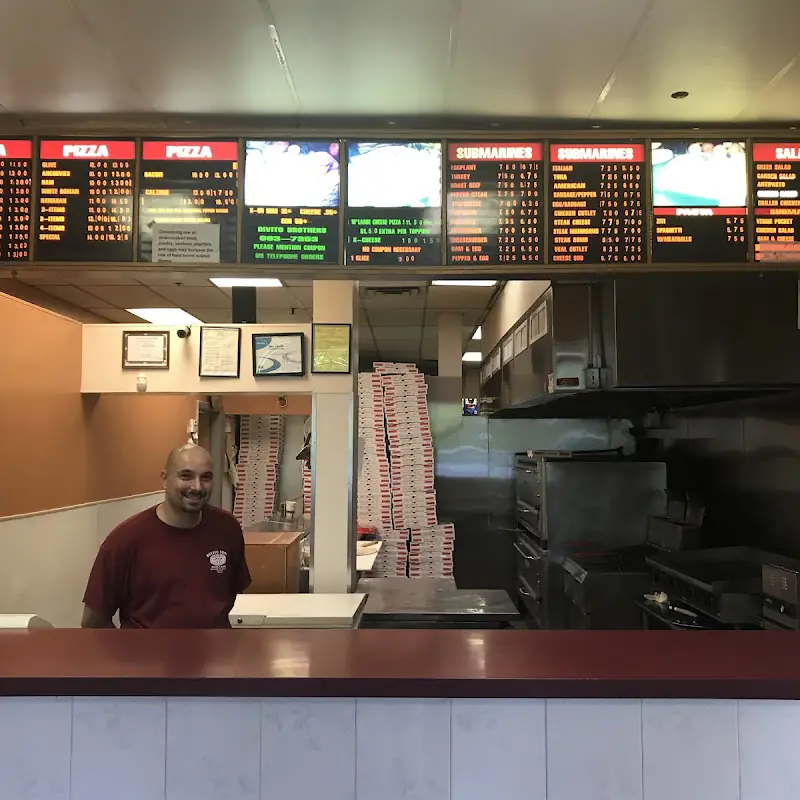 DiVito Brothers Italian Pizzeria
