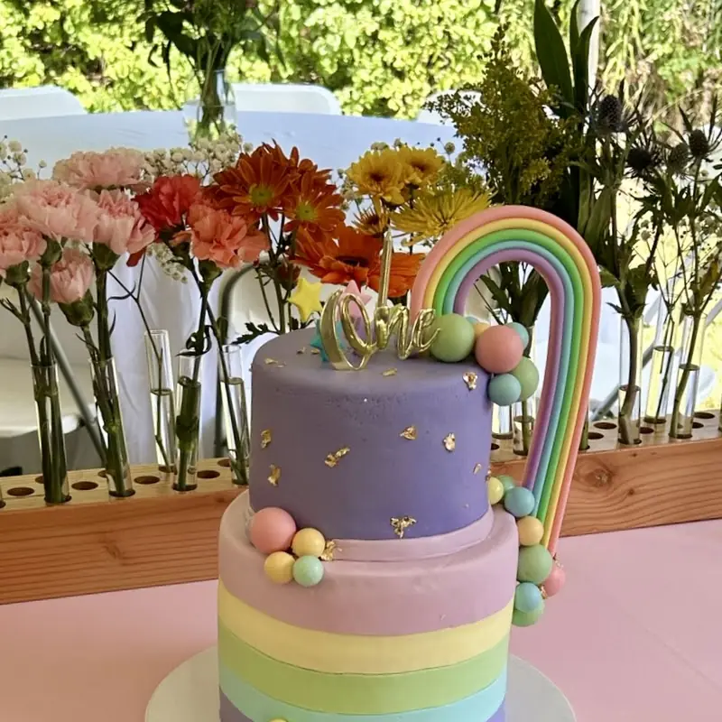 Creative Cakes By KeeKee