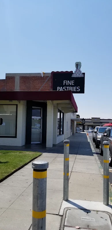 Peninsula Pastries