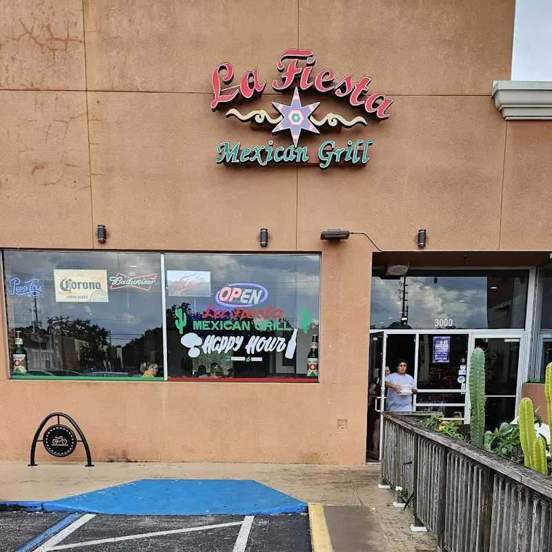 La Fiesta Mexican Grill