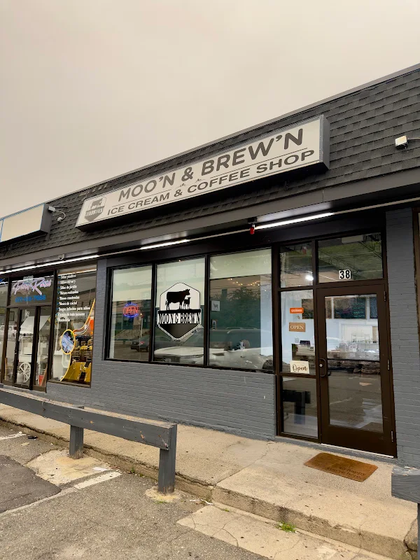 Moo’n & Brew’n