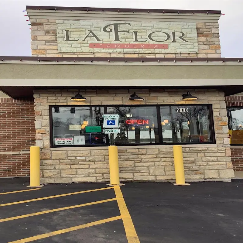 La Flor Taco Grill