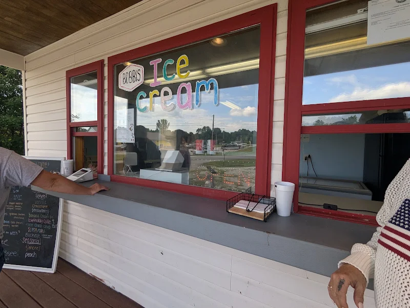 Bobbi's Ice Cream & Coffee Shoppe