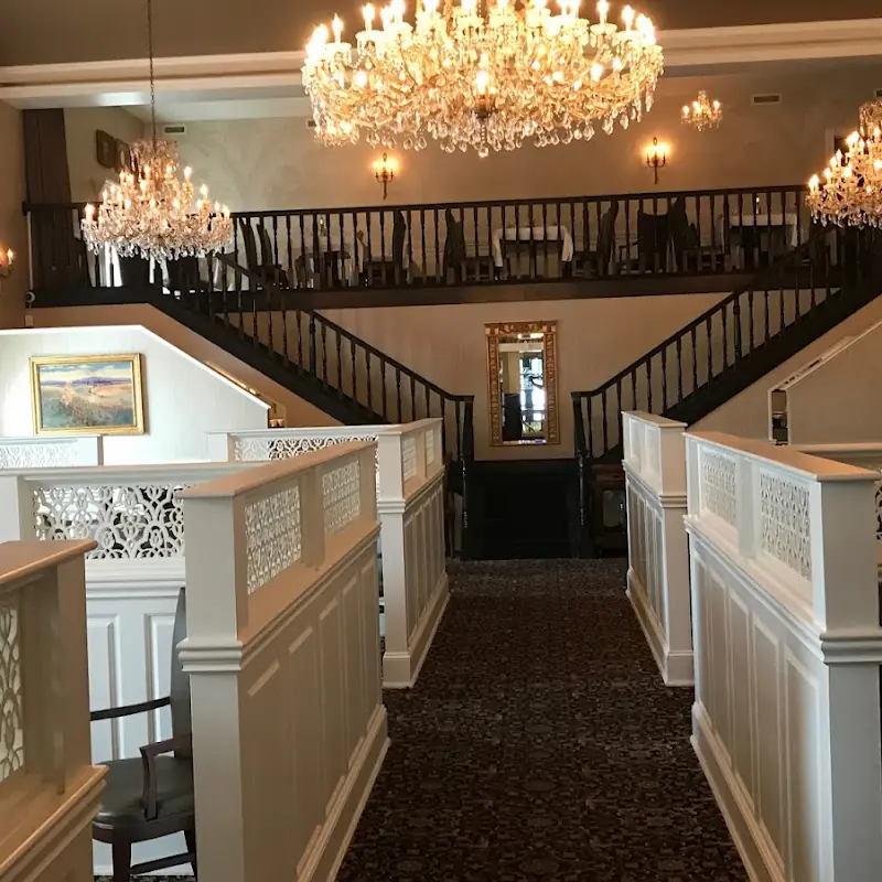 Laury's Restaurant