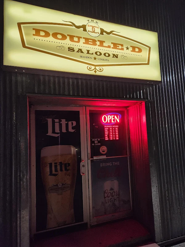 D & D Bar
