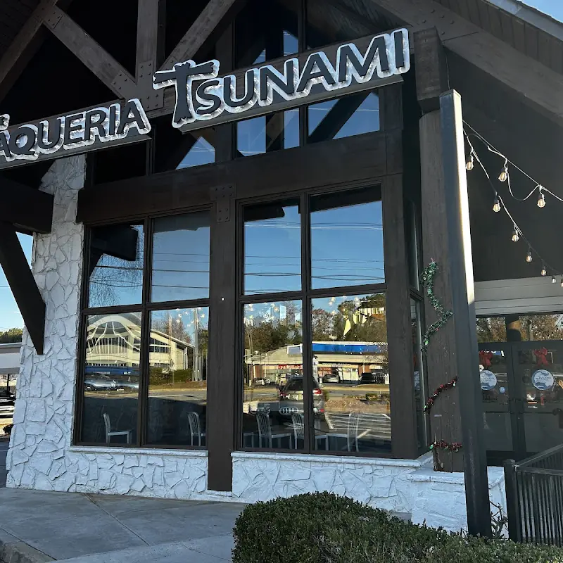 Taqueria Tsunami
