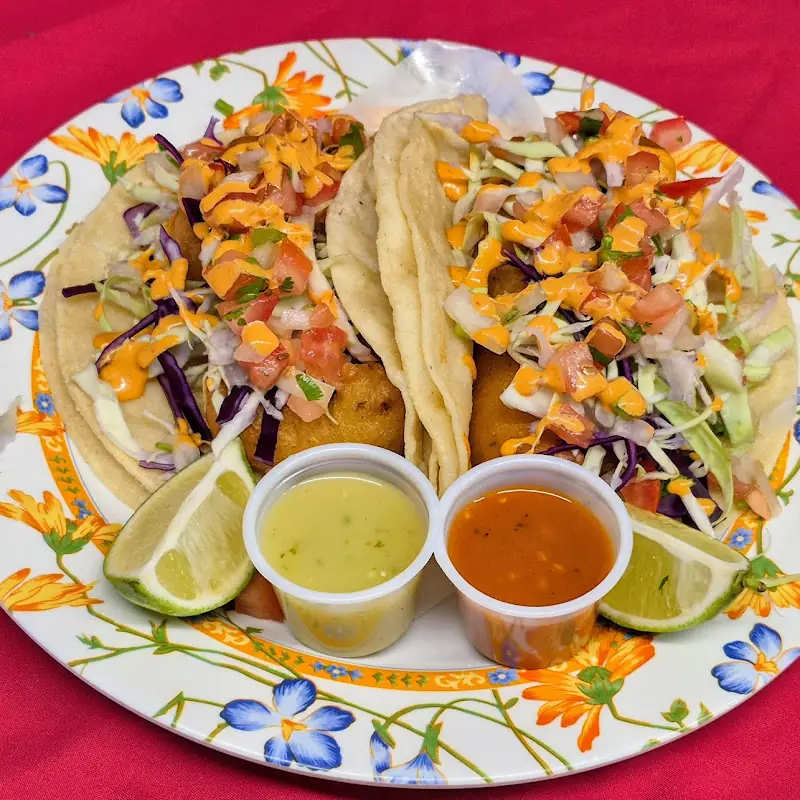 Perras Pupusas Food Truck