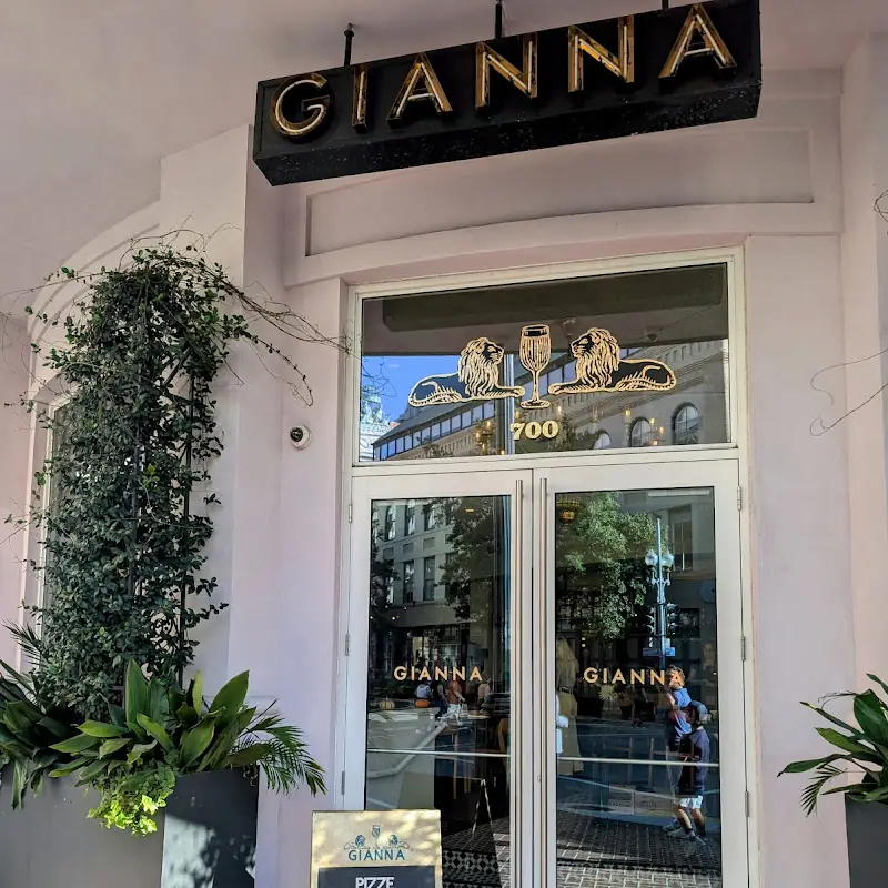Gianna Restaurant
