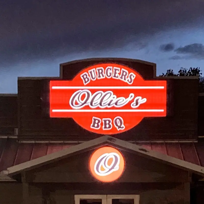 Ollie's Burgers & BBQ