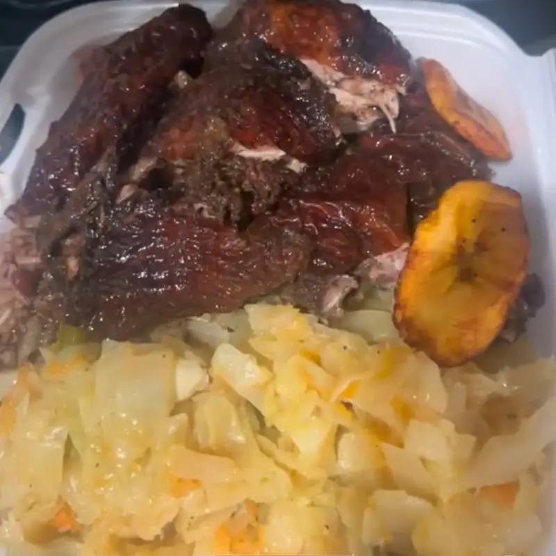 Momma Q's Kitchen