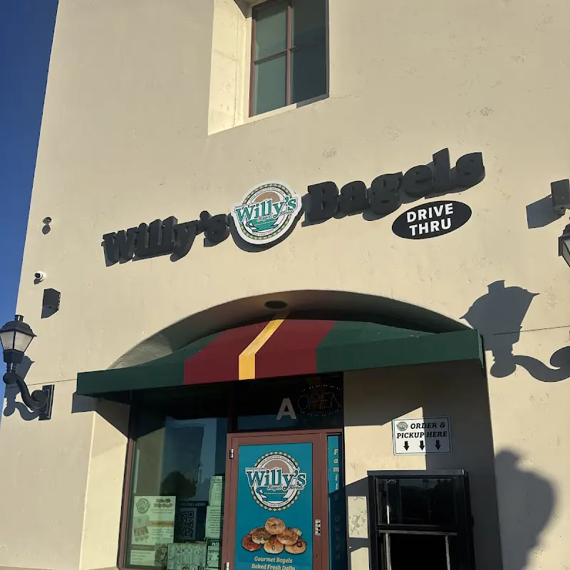 Willy’s Bagels & Blends