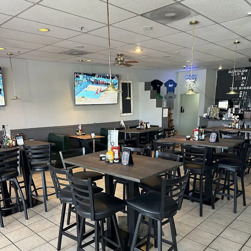 Legends Grill Sports & Spirits