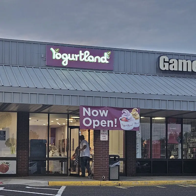 Yogurtland West Berlin