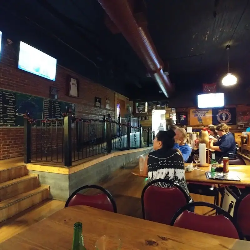 JR’s Sportsbar and Grill
