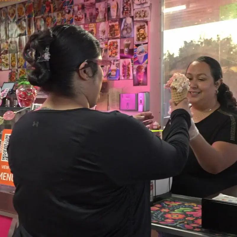 La Monarca Cravings