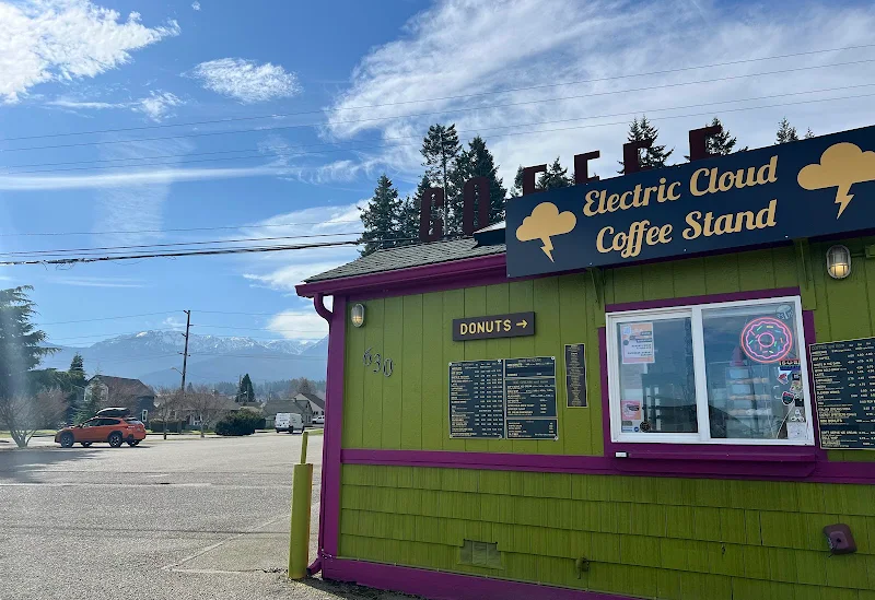 Electric Cloud Coffee Stand