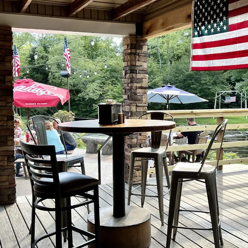 The Dam Inn