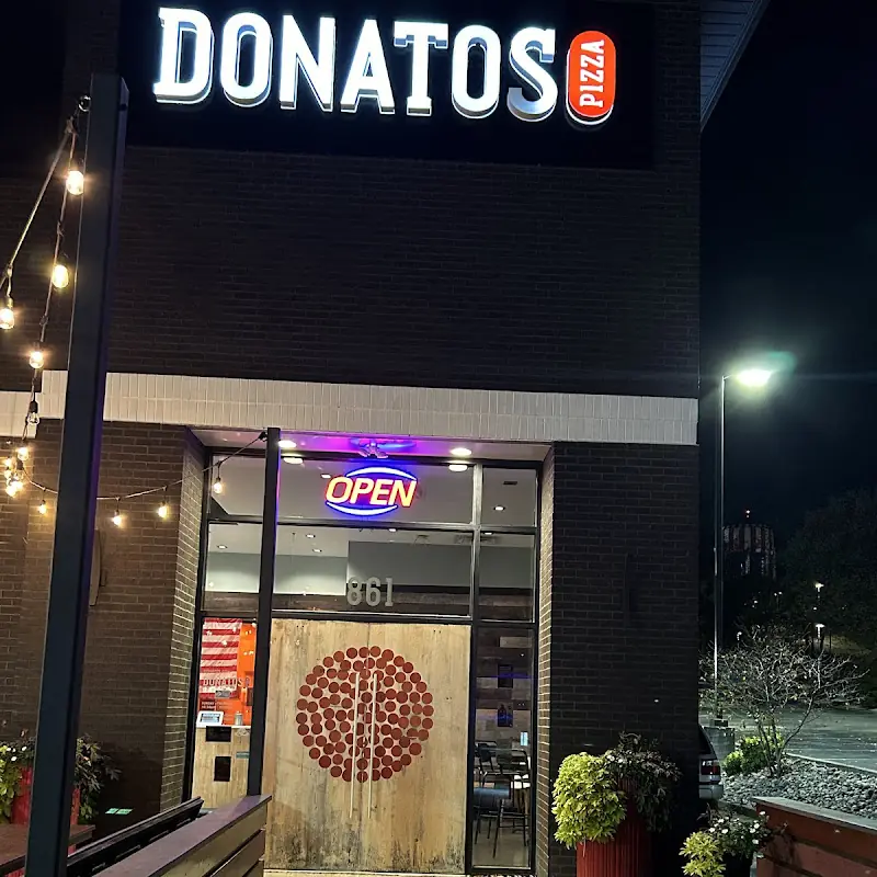 Donatos Pizza