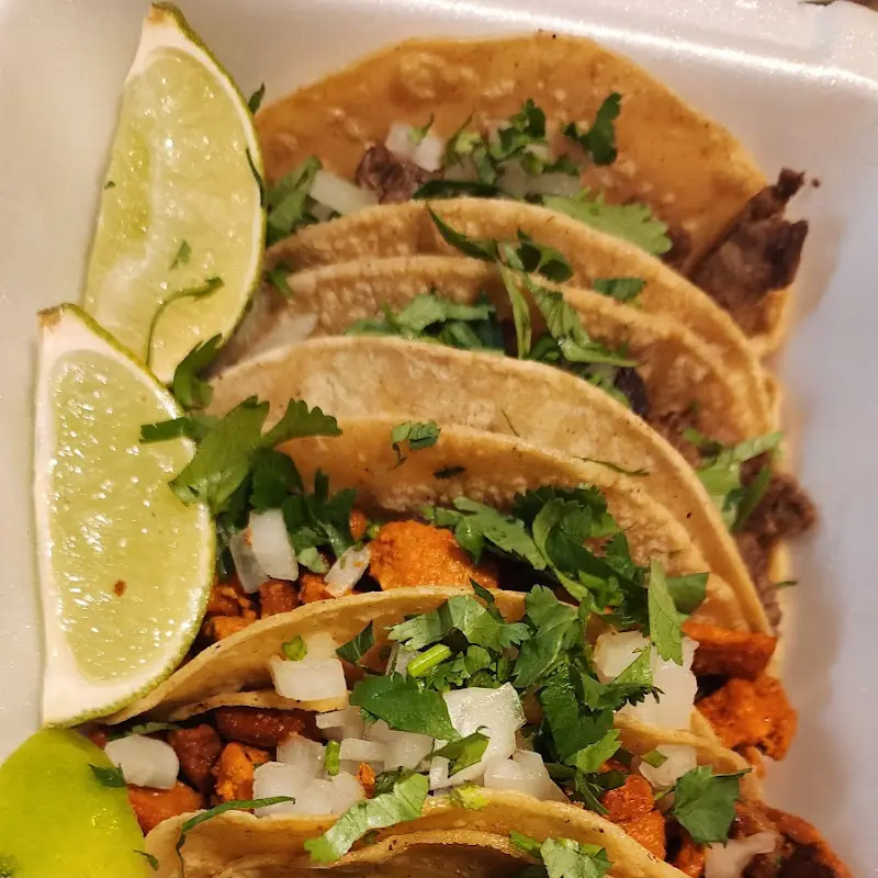 "El Guy" Tacos