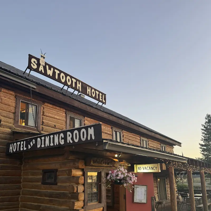 Sawtooth Hotel