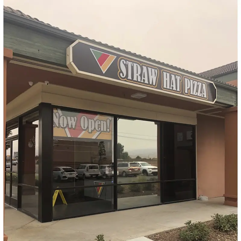 Straw Hat Pizza