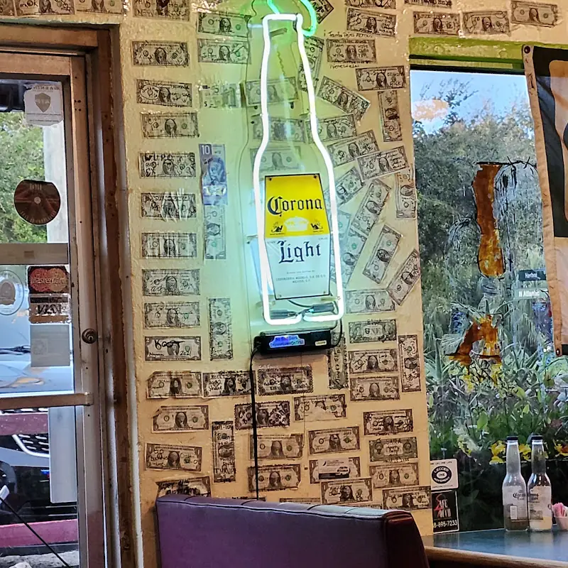 La Cantina