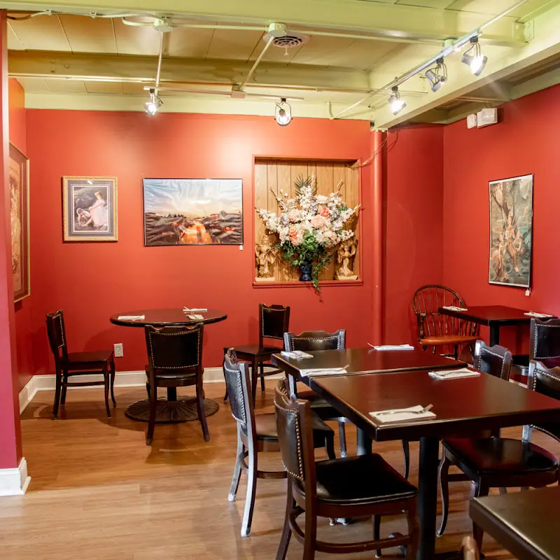 Tuppee Tong Thai Restaurant