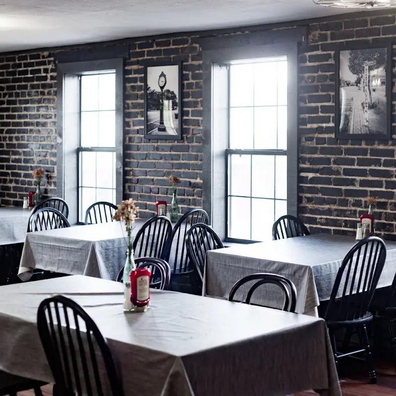 Landmark Café & Grill