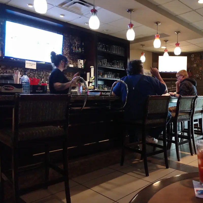 Lazy Lizard Bar & Grill
