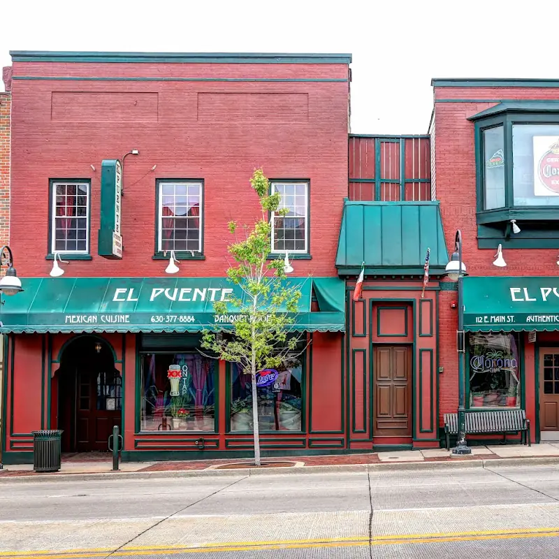 El Puente Restaurant