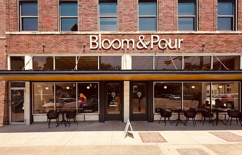 Bloom & Pour