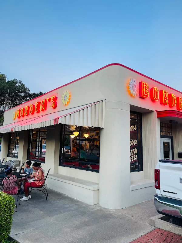 Borden's Ice Cream Shoppe