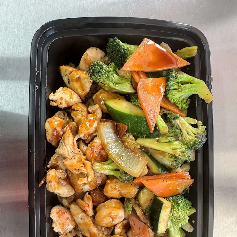Hibachi Steak, Chicken, Vegetables with Noodles