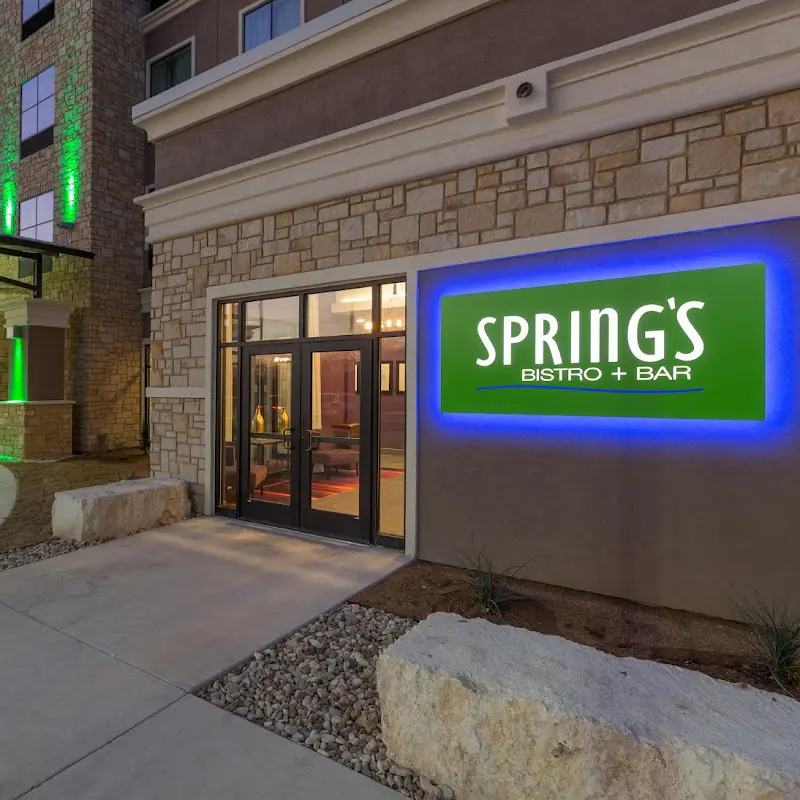 Spring's Bistro + Bar
