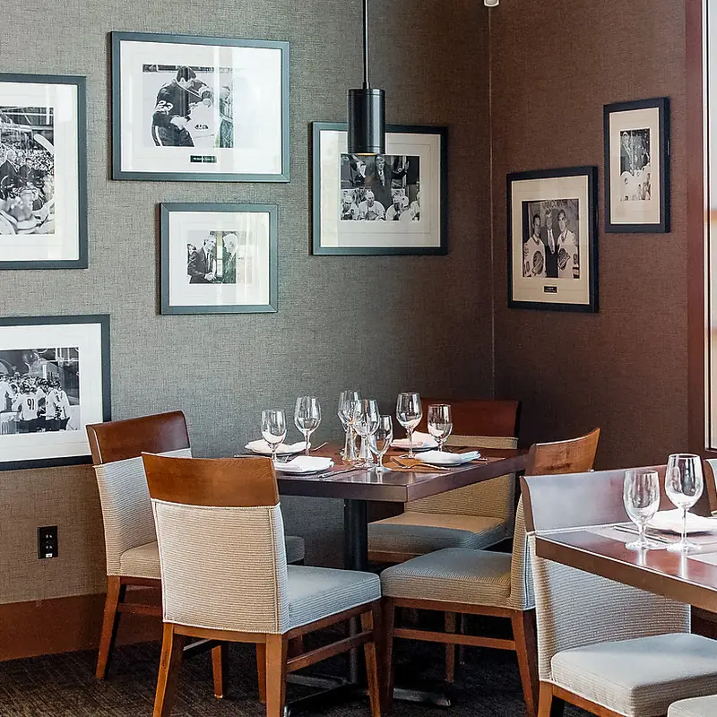 Pat Quinn's Restaurant & Bar
