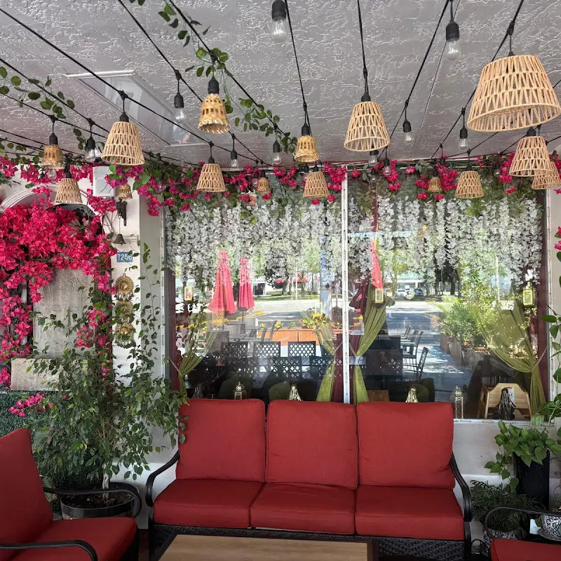 Maharaja Bistro & Cafe