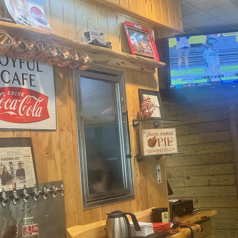 Joyful cafe