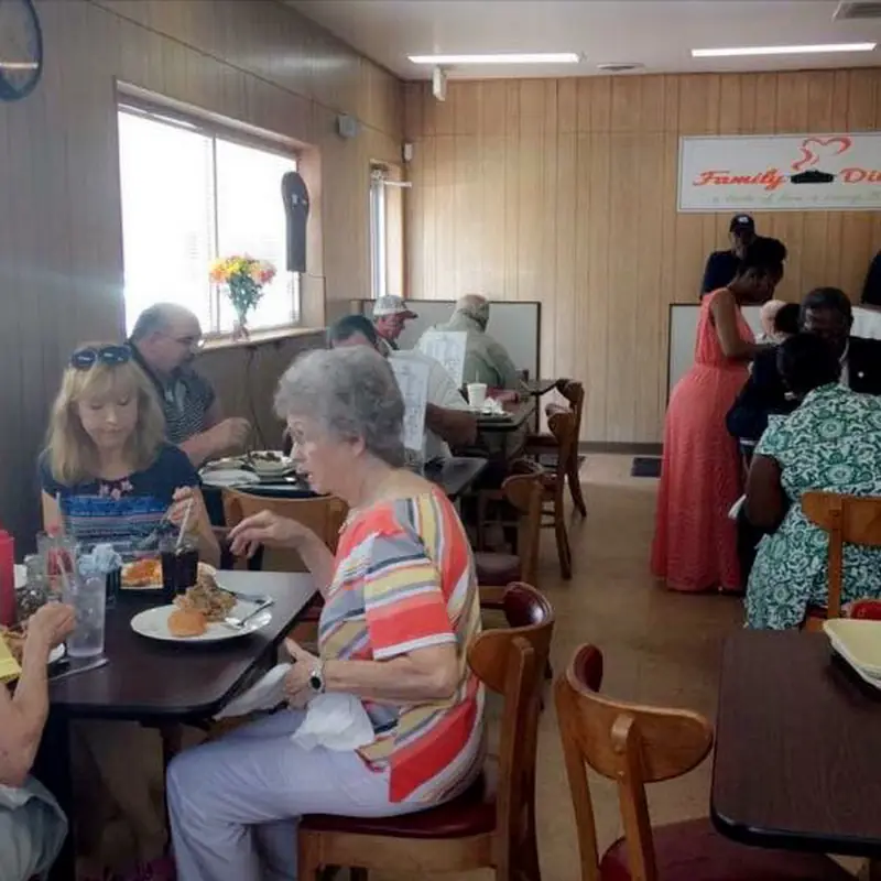 Family Diner