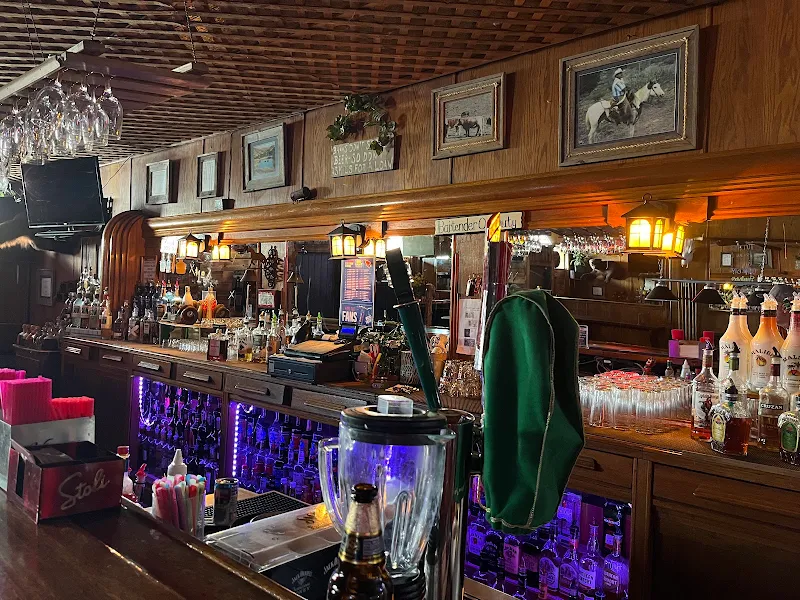 Tuttie's American Club
