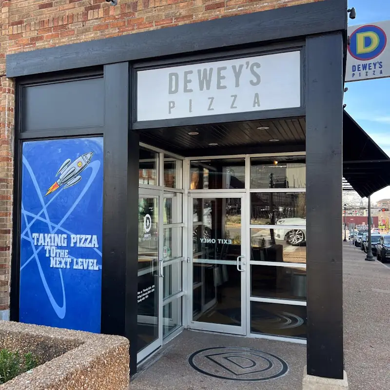 Dewey's Pizza - Kirkwood
