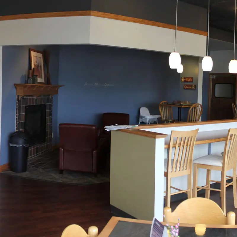 Hessed's Connection Cafe & Laundry