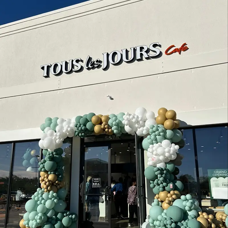 TOUS les JOURS Bakery & Cafe-Mason Cincinnati