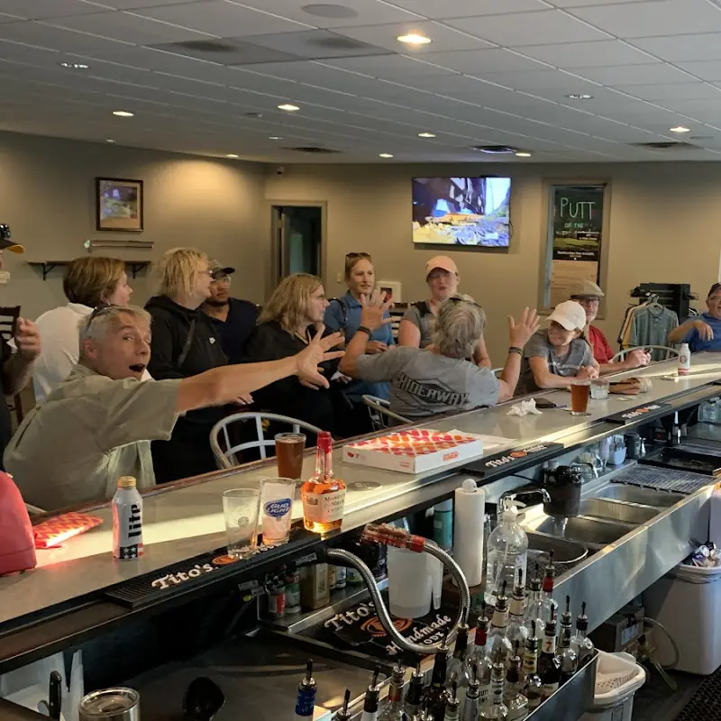 Clubhouse Bar & Grill