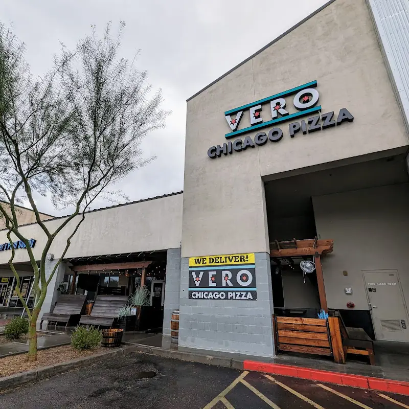 Vero Chicago Pizza