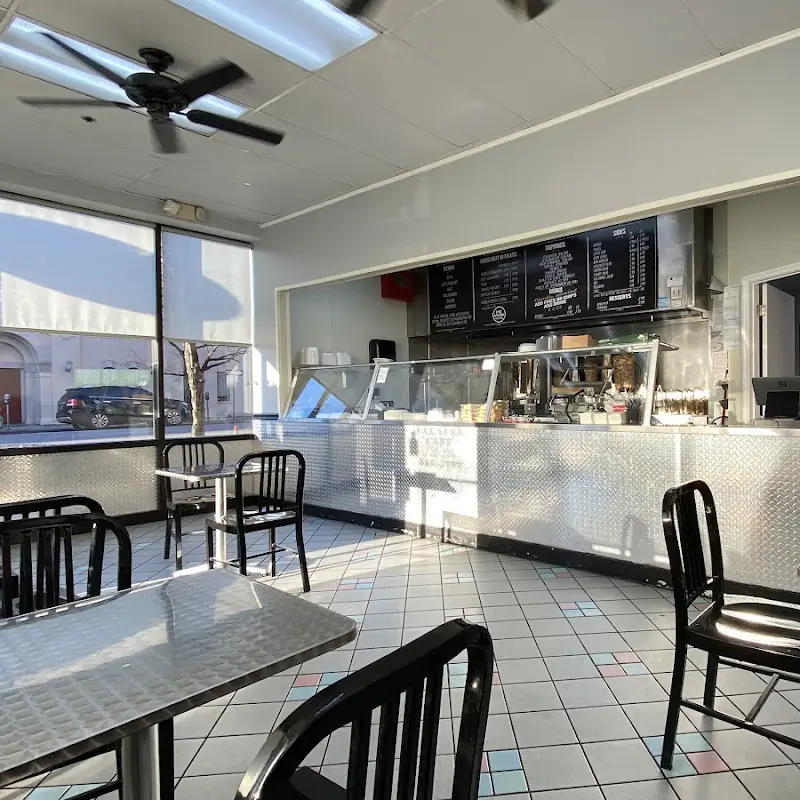 Falafel Café