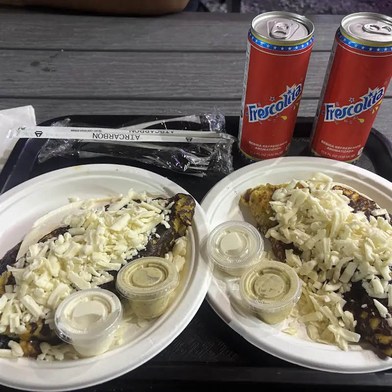 Arepa Mixta
