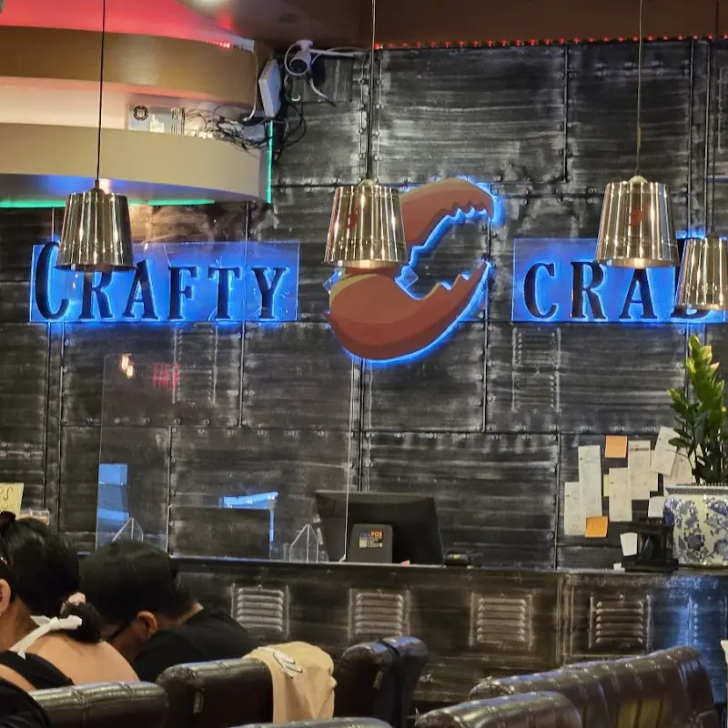 Crafty Crab