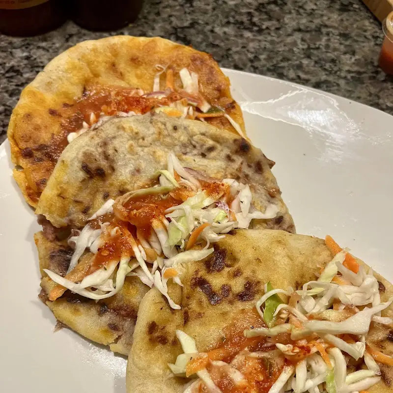 La Travieza Kitchen
