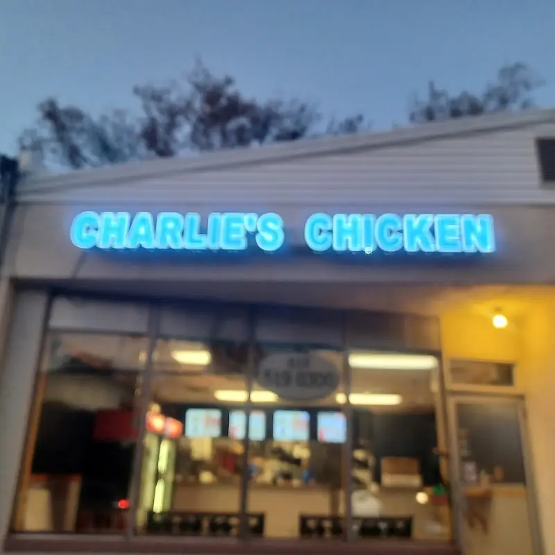 Charlie's Chicken Villanova