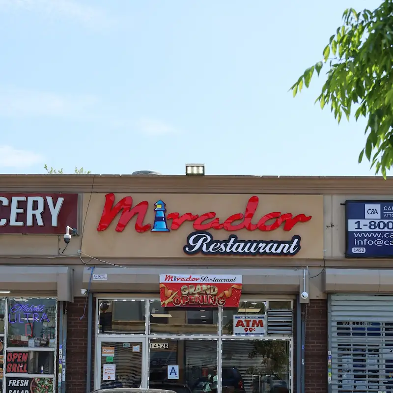 Chofan de Marisco y Pollo / Seafood Chicken Chow Fan (2P)